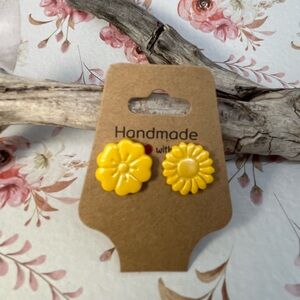 Polymer clay, Flower stud earrings.